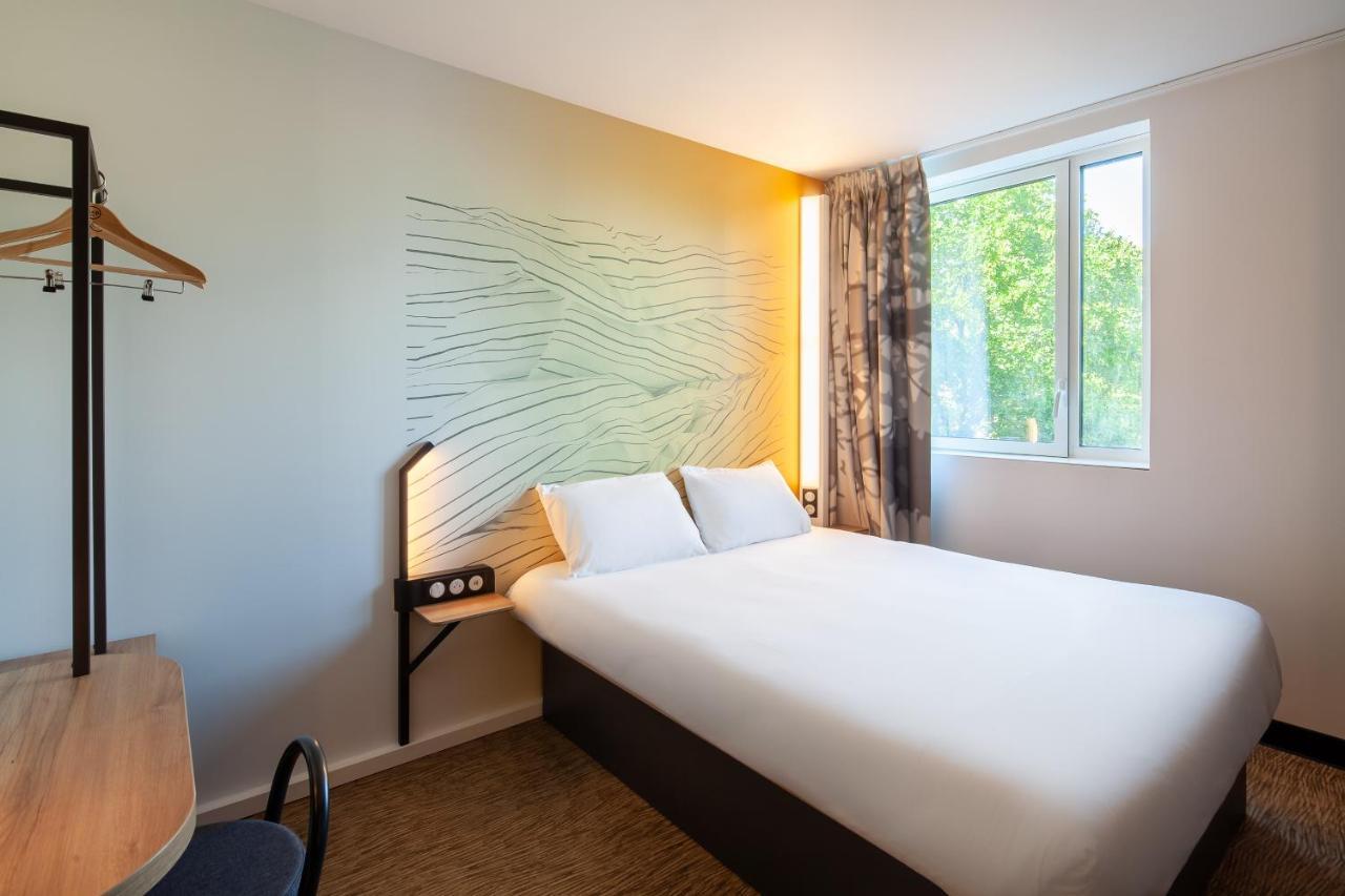B&B Hotel Bois D'Arcy Saint Quentin En Yvelines ภายนอก รูปภาพ