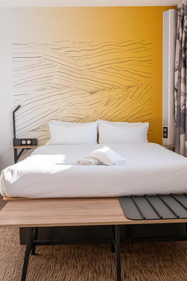 B&B Hotel Bois D'Arcy Saint Quentin En Yvelines ภายนอก รูปภาพ