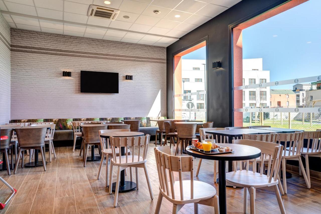 B&B Hotel Bois D'Arcy Saint Quentin En Yvelines ภายนอก รูปภาพ