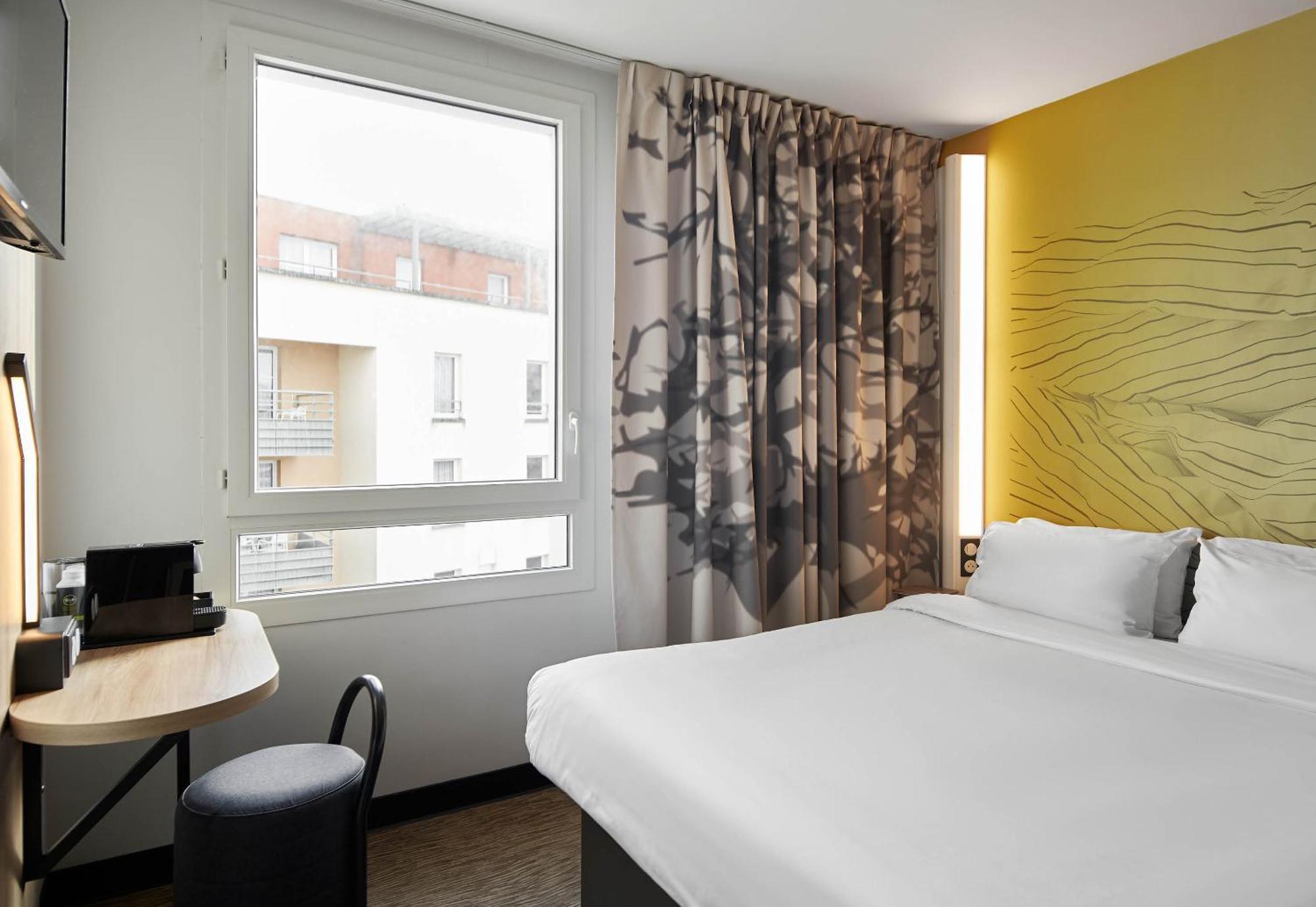 B&B Hotel Bois D'Arcy Saint Quentin En Yvelines ภายนอก รูปภาพ